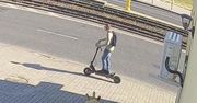 Bydgoszcz: Mężczyzna na hulajnodze elektrycznej potrącił staruszka i uciekł. Rozpoznajesz go? Pomóż policji!