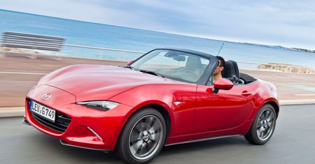 Odświeżona Mazda MX-5 na 30-lecie modelu. Będzie więcej mocy