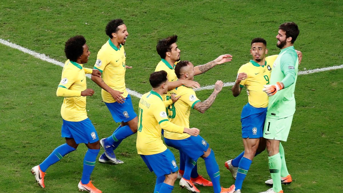 Na zdjęciu; radość reprezentantów Brazylii