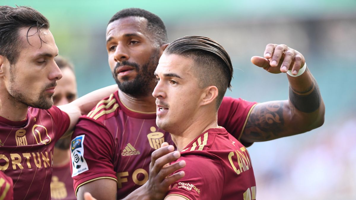 PAP / Piotr Nowak / Na zdjęciu: piłkarze Legii Warszawa