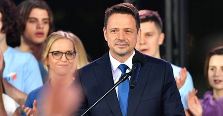 Rafał Trzaskowski: "Grają Smoleńskiem 11 lat, a potem nie przestrzegają procedur" [WYWIAD]