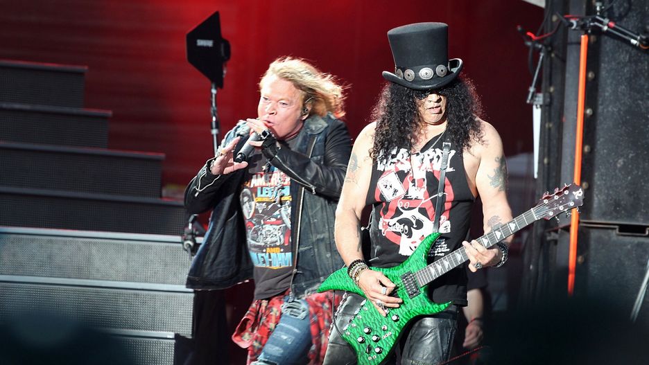 Guns N' Roses podczas koncertu w Nowej Zelandii
