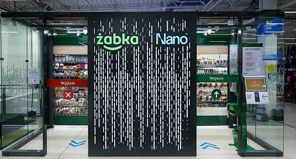 Koniec sklepów pod szyldem Żappka. Żabka ujednolica format placówek bez obsługi