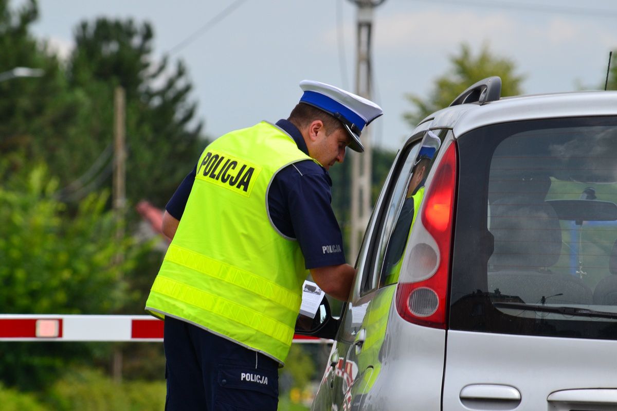 Miał trzy sądowe zakazy. Wpadł przez prędkość