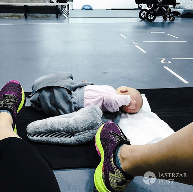 Kasia Kępka zabiera córkę na siłownię - Instagram