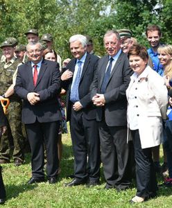 Prawie 100 tys. zł za książeczkę na ŚDM. Oskarżają ministra środowiska o propagandę