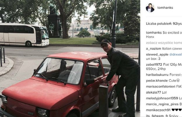 Tom Hanks pokazał zdjęcia swoich "nowych samochodów". Jednym z nich okazał się Fiat 126p