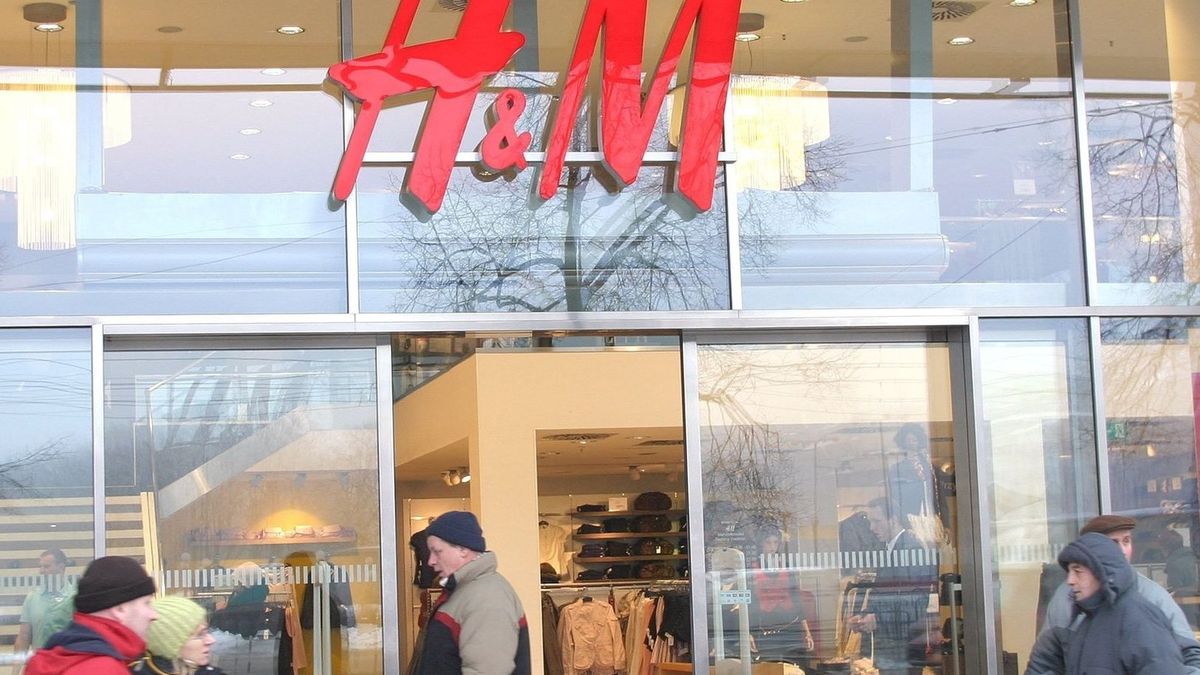H&M na Black Friday przygotował przeceny i promocje.