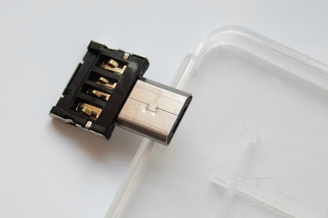 Adapter OTG wkładany do wtyczki USB typu A