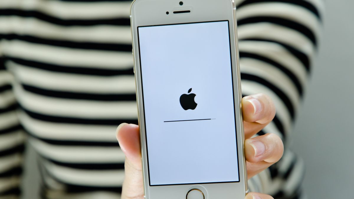 Użytkownicy iOS-a 11 zgłaszają nowy problem. (depositphotos)