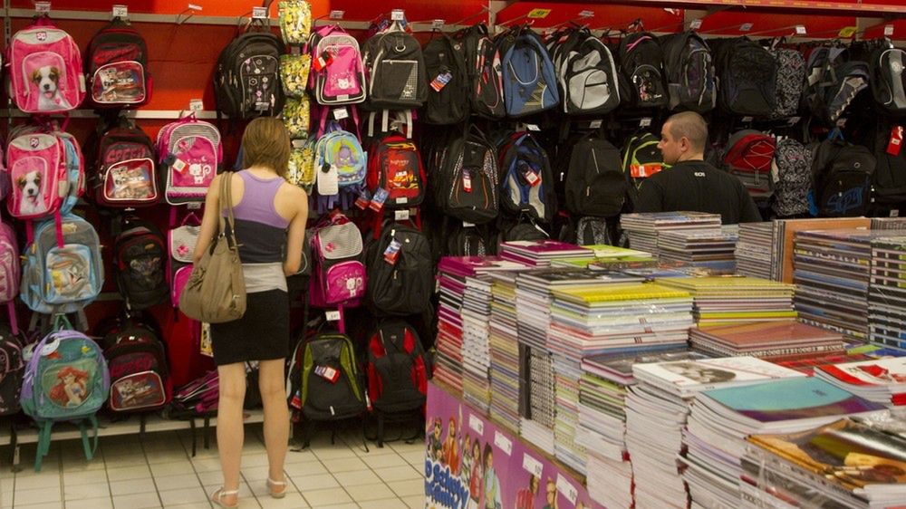 Pieniądze na szkolne zakupy mają trafić do rodziców w sierpniu tego roku