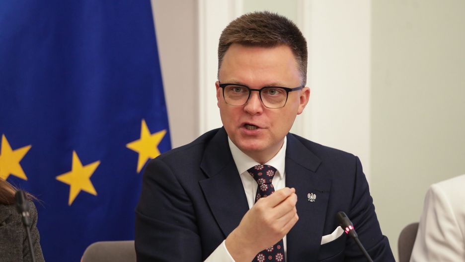 Warszawa, 16.04.2025. Marszałek Sejmu Szymon Hołownia podczas spotkania dot. prac nad ustawą zakazującą używania smartfonów w szkołach podstawowych, 16 bm. w Sejmie w Warszawie. (mr) PAP/Tomasz Gzell