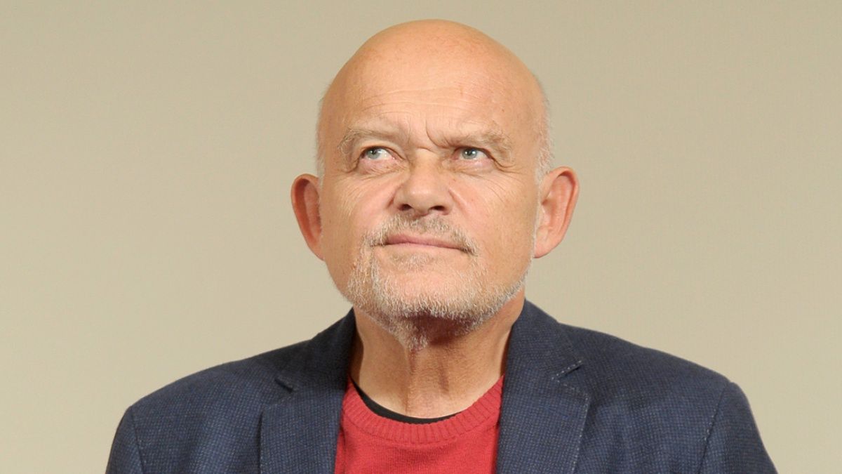 Adam Ferency przed laty miał romans z 30 lat młodszą aktorką. Potem wrócił do żony