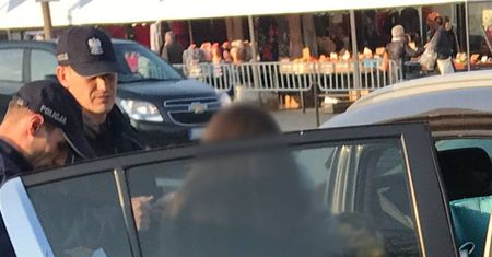 Lublin: Matka zostawiła roczne dziecko w aucie i… poszła na zakupy