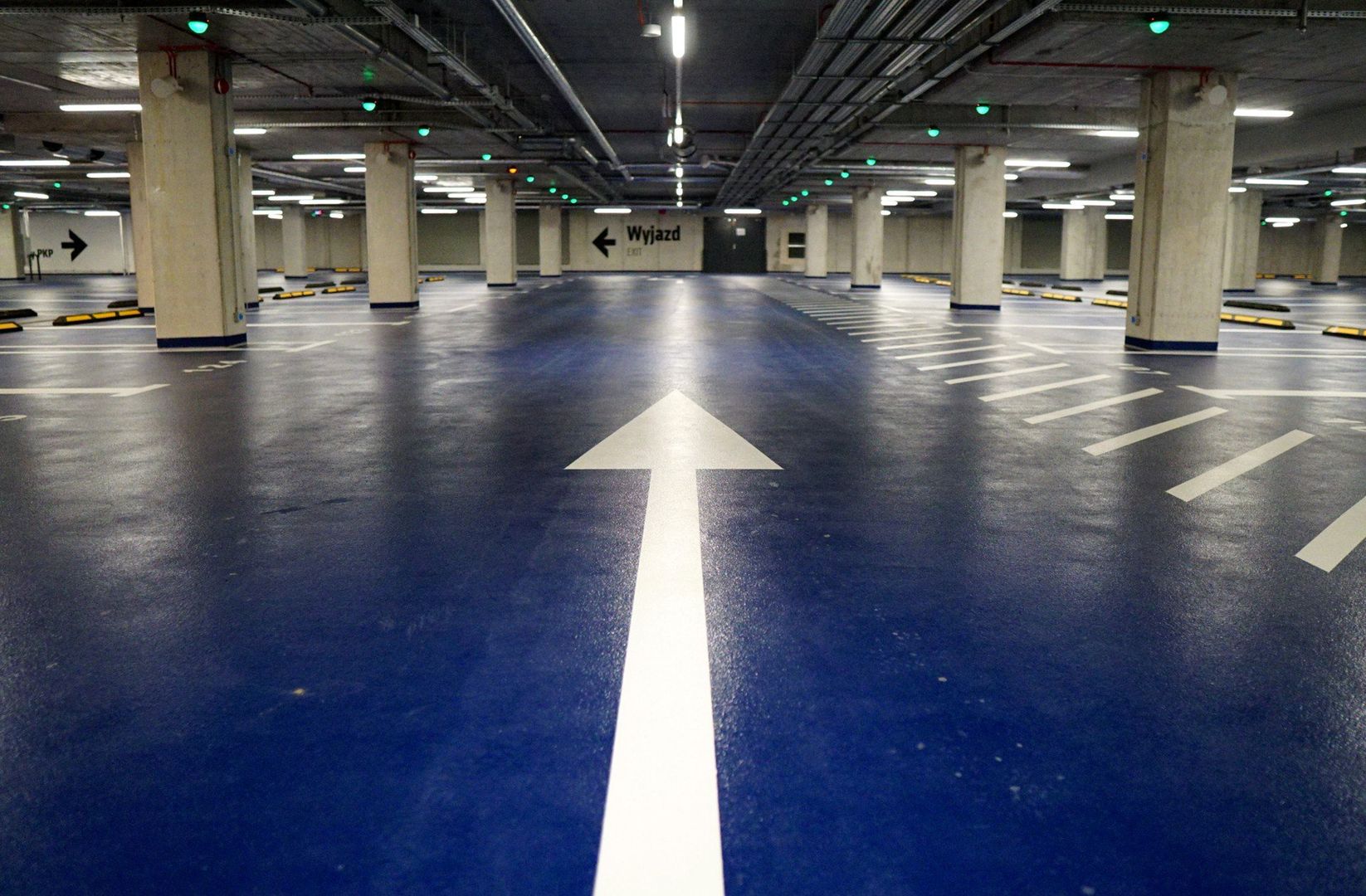 07.12.2023 LUBLIN DWORZEC METROPOLITALNY DWORZEC ZOSTANIE OTWARTY 12.01.2024. DZISIAJ PREZYDENT LUBLINA, KRZYSZTOF ZUK I MARSZALEK WOJ. LUBELSKIEGO, JAROSLAW STAWIARSKI, WSPOLNIE OGLADALI JEGO WNETRZA DWORZEC METROPOLITALNY ZWIEDZANIE WNETRZE FOT. MALGORZATA GENCA / POLSKA PRESS