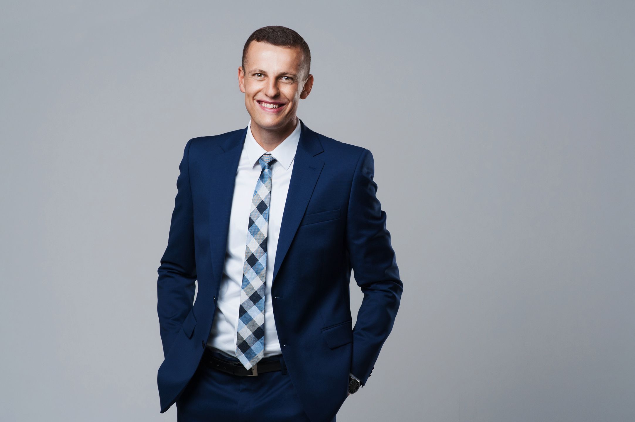 Jak wykonać portret biznesowy? Skuteczne rady i schematy oświetlania [poradnik] 16