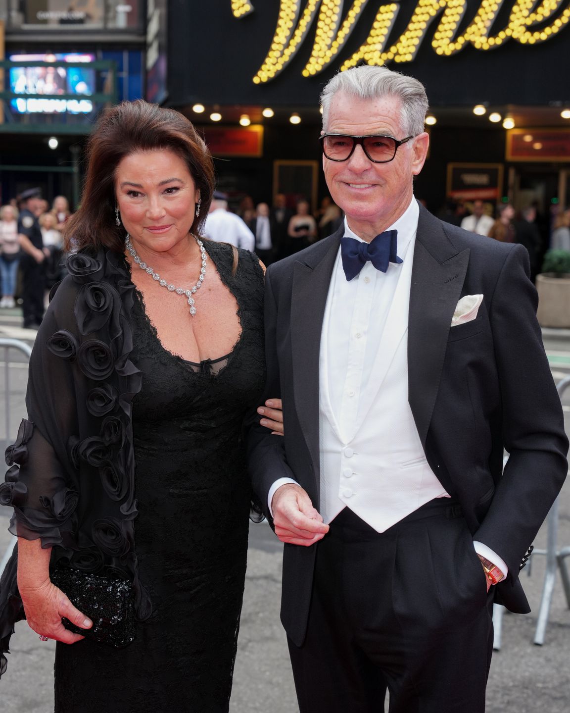 Keely Shaye Smith, Pierce Brosnan