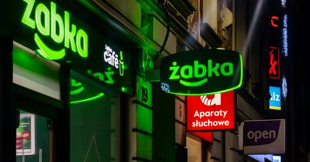 Kupiłeś ten napój w Żabce? Uważaj! Sklep ostrzega klientów