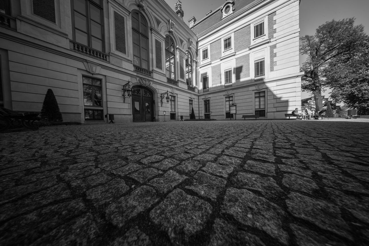 Leica M Monochrom Typ 246 - 10 mm, 1/250 s, f/6.8, ISO 320, Pełna rozdzielczość