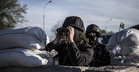 Ukraina zapowiada ćwiczenia wojsk. Separatyści rosyjscy szturmują kolejny budynek