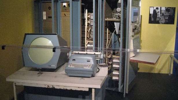 Jak wyglądała pierwsza gra komputerowa na świecie? [wideo] 1