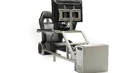 Wyścigi samochodowe w domowym zaciszu 1