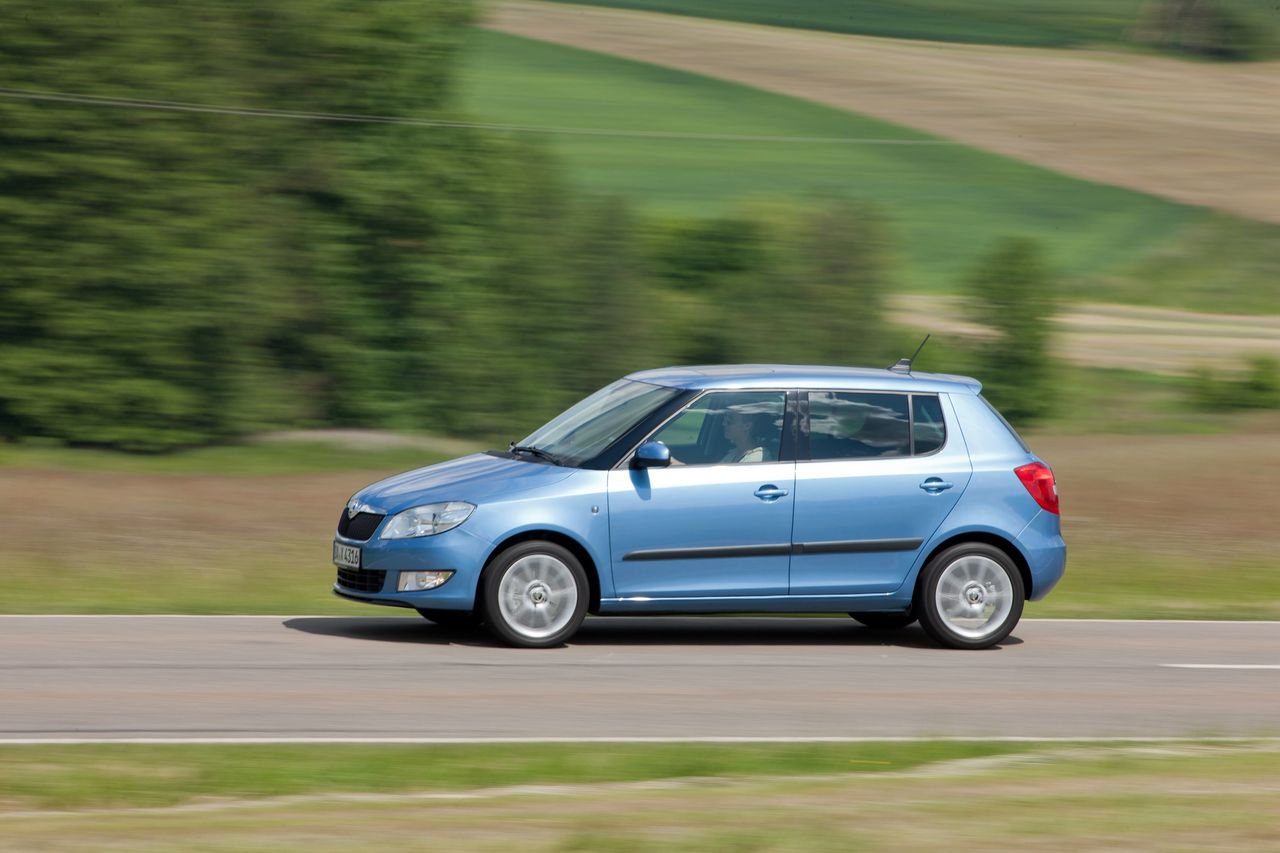 Tanie auto miejskie pod strefy czystego transportu. Jest wybór do 20 tys. zł