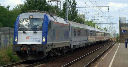 Pasażerowie będą zachwyceni. Premier potwierdził ważne wieści