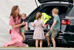 Księżna Kate z dziećmi na rowerach. Rozkoszne chwile!