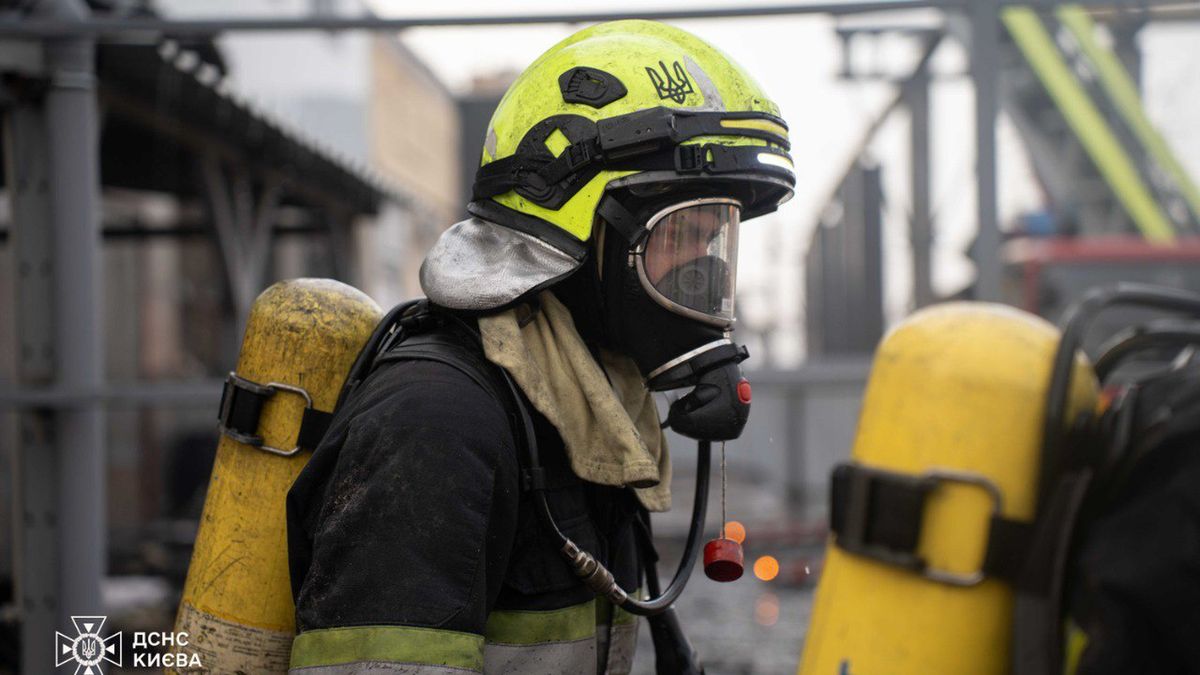 KYIV, UKRAINE - MARCH 23: (----EDITORIAL USE ONLY - MANDATORY CREDIT - 'STATE EMERGENCY SERVICE OF UKRAINE / HANDOUT' - NO MARKETING NO ADVERTISING CAMPAIGNS - DISTRIBUTED AS A SERVICE TO CLIENTS----) Firefighters work on the area following the Russian drone attack in Kyiv, Ukraine on March 23, 2025. Three people were killed in an attack as 147 drones were launched at Ukraine this night, 97 of which were shot down by Ukrainian air defense units. A total of 3 people died and 8 got injured in the attack. (Photo by State Emergency Service of Ukraine / Handout/Anadolu via Getty Images)