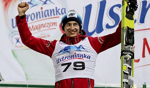 Kamil Stoch ma wiele powodów do radości po piątkowym konkursie w Wiśle