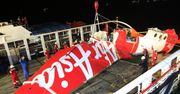 Katastrofa samolotu AirAsia. Nurkowie wydobyli "czarne skrzynki"