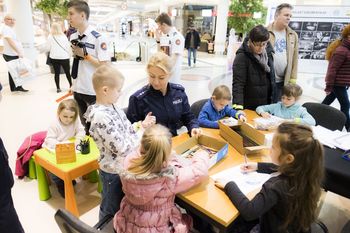 Policjant przyjacielem dziecka, a nie sposobem na wzbudzanie strachu