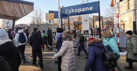 "Szczególna ostrożność". TPN ostrzega przed trudnymi warunkami