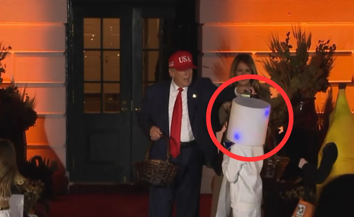 "Znowu to zrobił". Halloween w Białym Domu