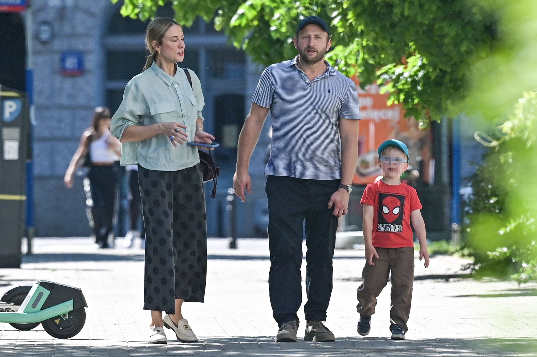 Borys Szyc na obiedzie z żoną, synem i Natalią Klimas