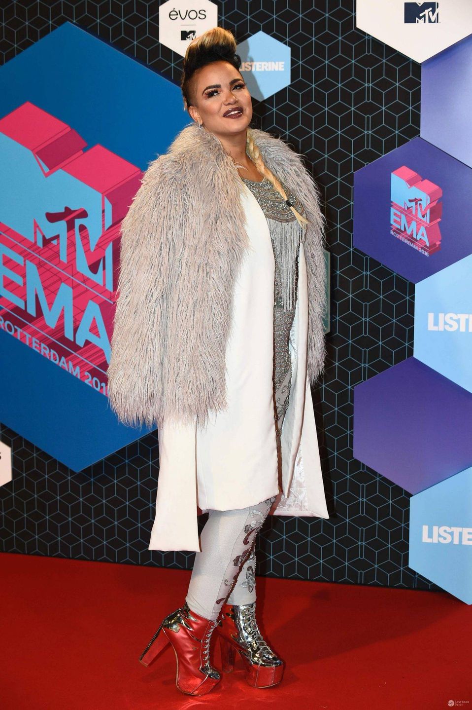 Eva Simons - MTV EMA 2016