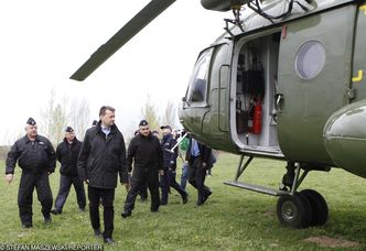Śmigłowce priorytetem MON, ale konkretów brak. Jedyny to ławeczka niepodległości
