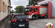 Strażacy nie mogą wyjechać na akcję. Bezmyślni kierowcy zablokowali wyjazd z remizy