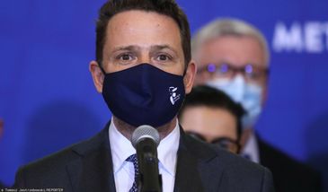 Rafał Trzaskowski w szpitalu. Wcześniej infromował, że jest zakażony koronawirusem