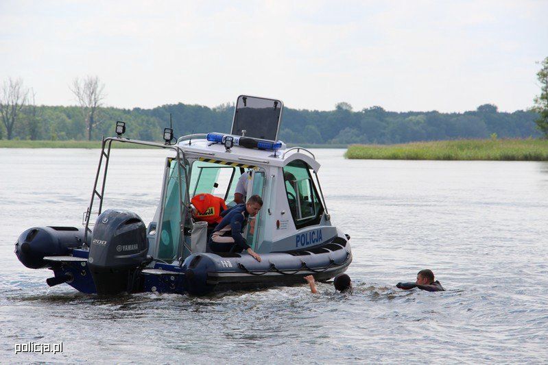 policja wodna motorówka woda utonięcie tragedia nad wodą