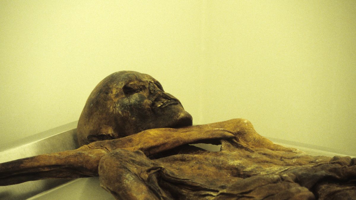 Słynny Ötzi, nazywany Człowiekiem Lodu