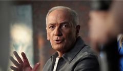 NASK edukuje o dezinformacji przed wyborami. Twarzą Karol Strasburger