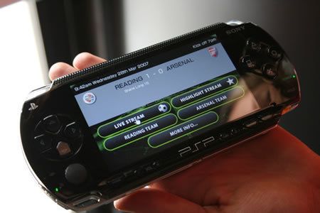 Idziesz na mecz Arsenalu? Weź swoje PSP