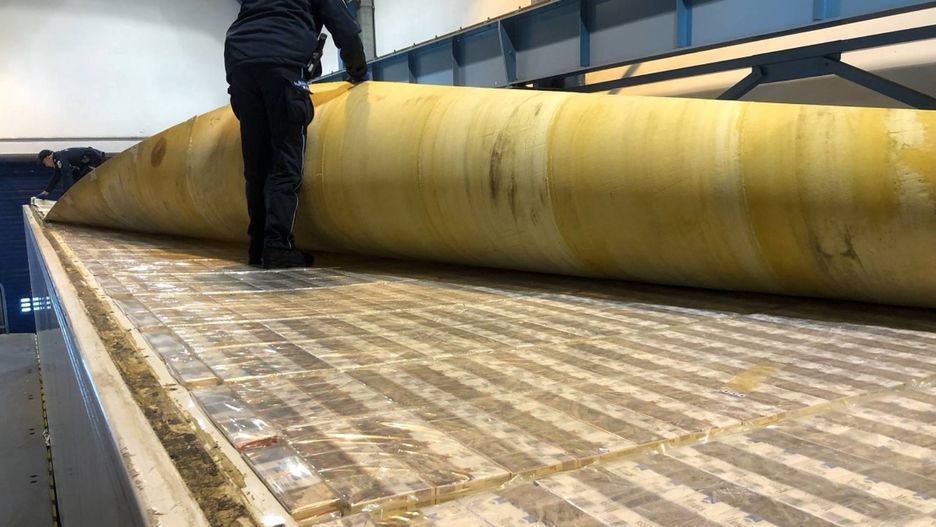 W dachach dwóch chłodni ukryte były nielegalne papierosy o wartości blisko 300 tys. złotych