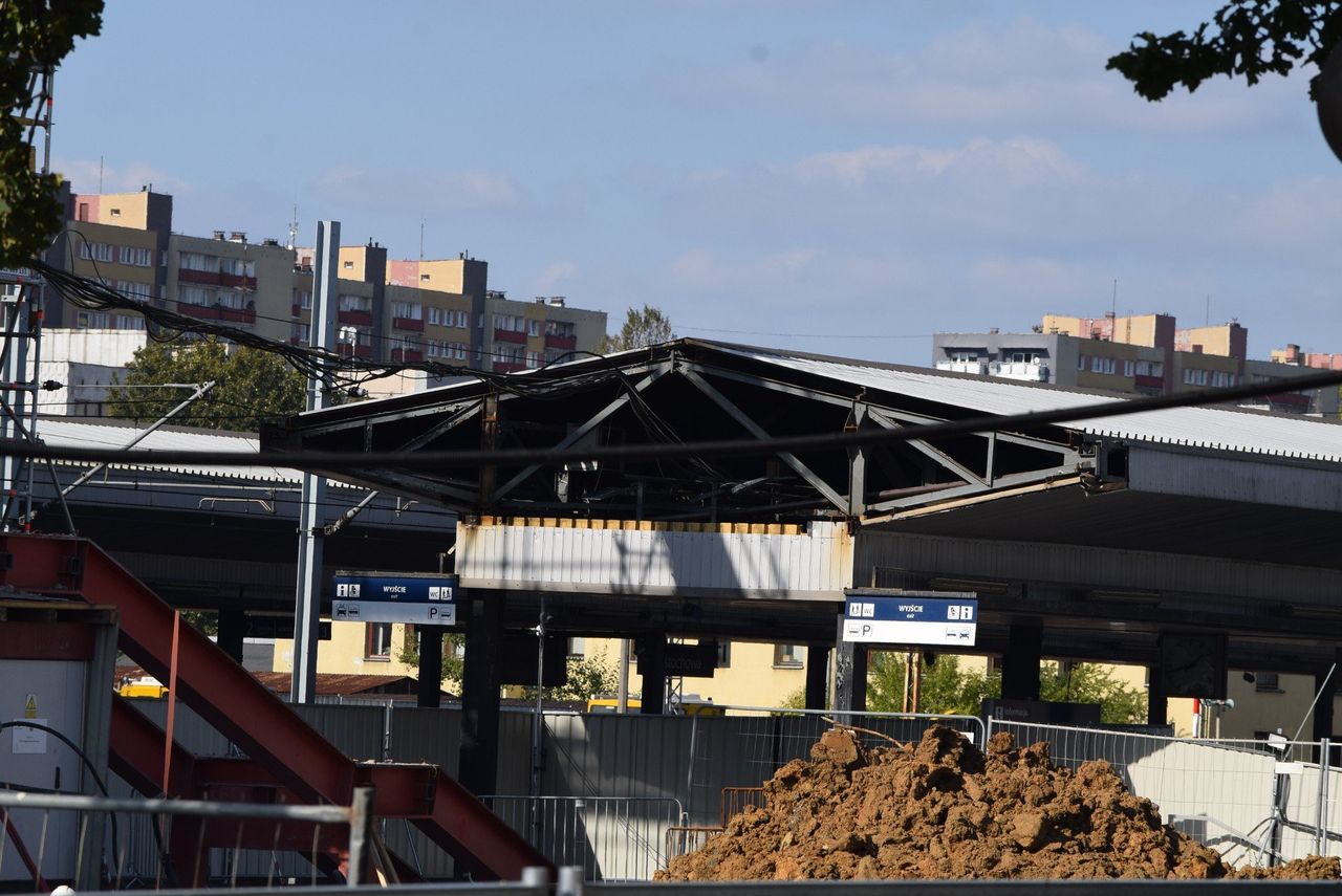 Częstochowa: Mieszkańcy zaciekle bronią wyburzanego dworca