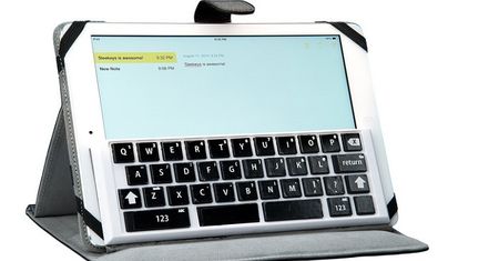 SleeKeys - sprytna podróbka prawdziwej klawiatury. Dotykowe pisanie na iPadzie nie musi być niewygodne!