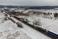 Tiry muszą stać niemal 70 godzin! Kolejka na granicy polsko-białoruskiej ciągnie się dziesiątki kilometrów