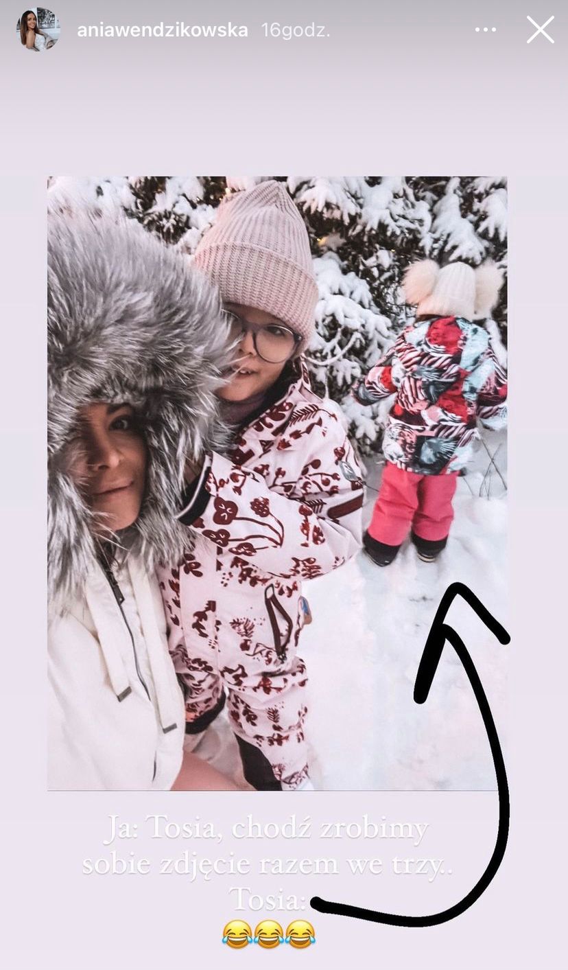 Anna Wendzikowska z córkami w Laponii