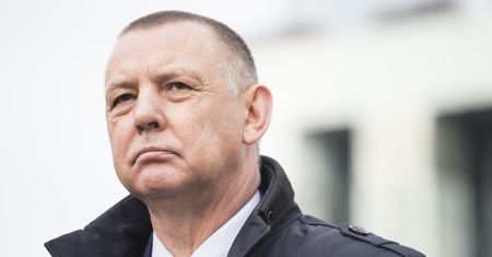 Blokada kont bankowych. Nie obejmie wypłaty pensji i alimentów